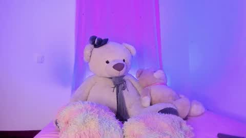 Snapshot of caroline_cute7 chatting on 02-03-26, 06:22 caroline 3 online show from 02-03-26, 06:22