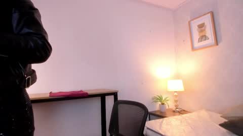  Caroline  online show from 03-24-26, 11:37