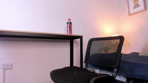  Caroline  online show from 04-07-26, 11:43