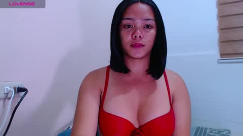 Snapshot of caroline_east chatting on 03-01-25, 04:22 caroline_east online show from 03-01-25, 04:22