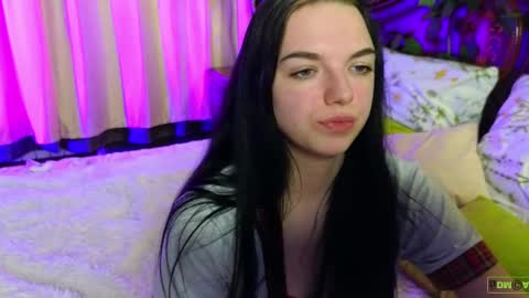 Mary and Carol online show from 04-18-26, 07:07