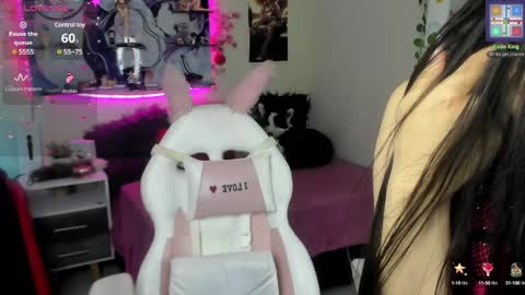 Caroline Lenox online show from 12-15-24, 07:02