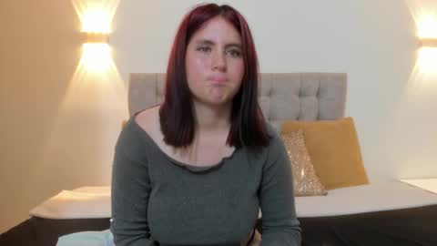 Snapshot of caroline_tim chatting on 10-02-25, 12:39 Caroline online show from 10-02-25, 12:39