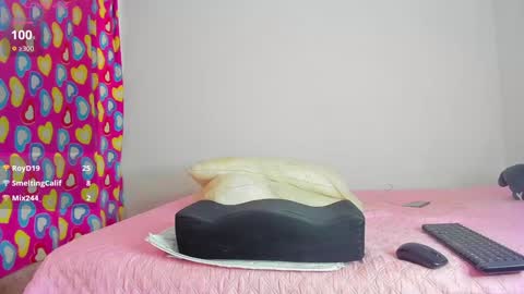 Snapshot of caroline_tovar_ chatting on 01-15-25, 10:35 Caroline Tovar   Lovense is active my orgasms in your hands Give me more pleasure and make me cum online show from 01-15-25, 10:35