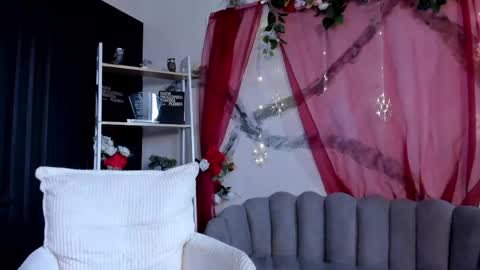Caroline online show from 05-31-26, 06:09