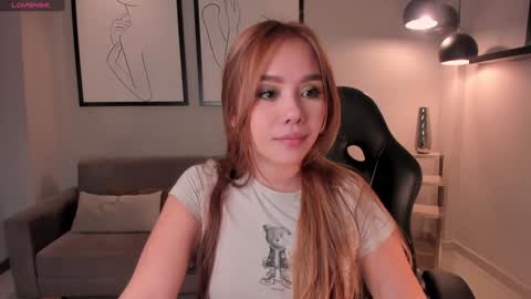 Caro online show from 01-18-25, 10:39