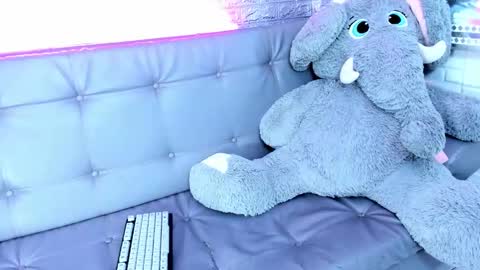 Snapshot of carolinejesh chatting on 02-17-26, 06:03 carolinejesh online show from 02-17-26, 06:03