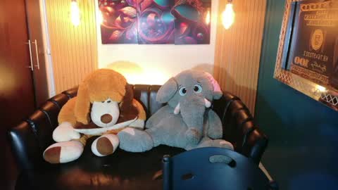 carolinejesh online show from 05-24-26, 04:17