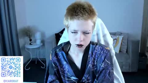 CarolineRichter online show from 09-19-25, 02:02