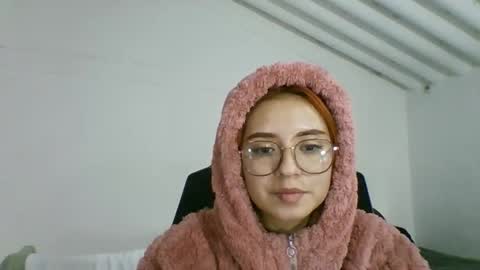 carolinnapinkman online show from 04-29-26, 08:26