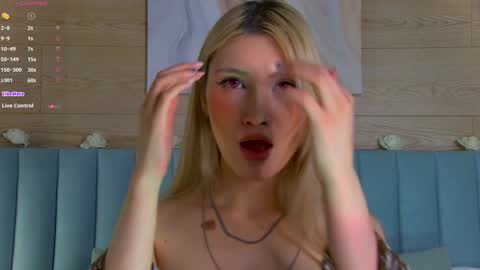 Snapshot of carolreeves chatting on 02-05-25, 10:19 Carol online show from 02-05-25, 10:19