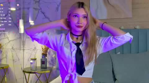 Snapshot of carolreeves chatting on 02-12-25, 08:59 Carol online show from 02-12-25, 08:59