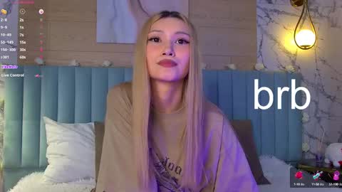 Snapshot of carolreeves chatting on 02-27-25, 12:02 Carol online show from 02-27-25, 12:02