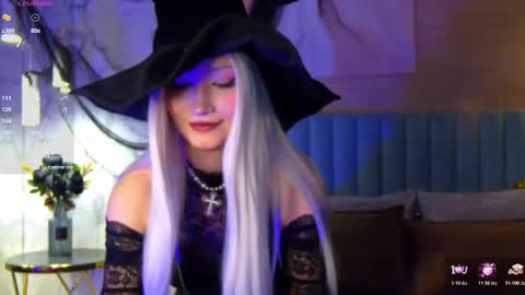 Snapshot of carolreeves chatting on 10-31-25, 06:25 Carol online show from 10-31-25, 06:25