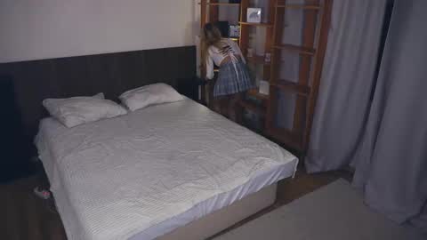 Hello everyone Im Monica Its my first day Were going to have fun together  online show from 11-09-25, 08:07