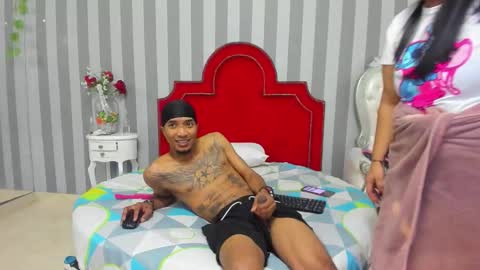 Snapshot of caroyandy chatting on 02-03-26, 12:43 caroyandy online show from 02-03-26, 12:43