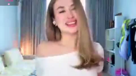 Kira online show from 07-14-26, 04:34