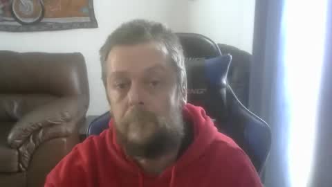 Snapshot of caseurdecue chatting on 02-05-26, 06:12 AllenGallant online show from 02-05-26, 06:12