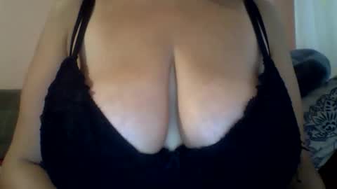 Casey online show from 10-22-25, 05:19