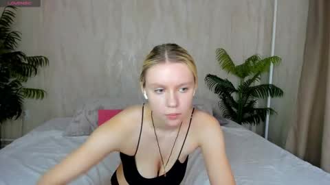 Snapshot of casey__miller chatting on 10-01-25, 10:10 casey__miller online show from 10-01-25, 10:10