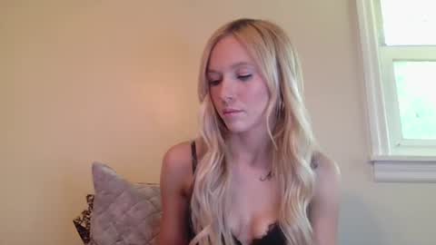 Casey Lakes online show from 04-12-26, 06:46