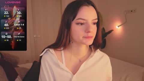 Snapshot of caseykissing chatting on 11-17-25, 03:40 caseykissing online show from 11-17-25, 03:40