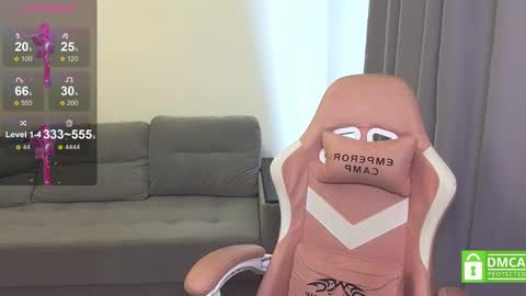 My name is Casey... Nice to meet you  I will be happy to have funthumbs up please its important online show from 03-01-25, 06:57