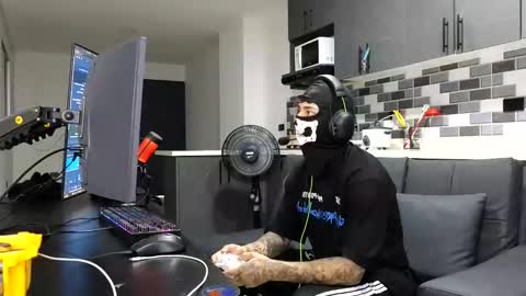 cash_master777 online show from 05-22-26, 01:13
