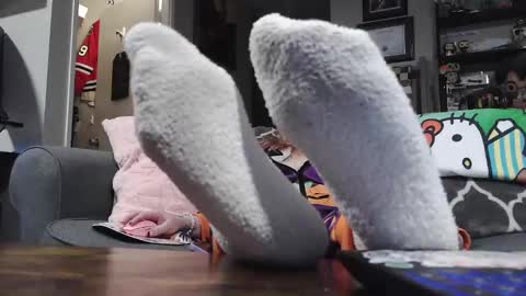 cashbratbrynn online show from 10-31-25, 11:00