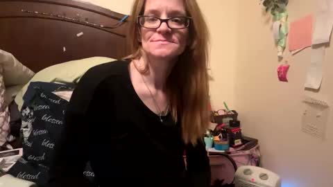 Snapshot of casidy1 chatting on 02-19-25, 07:50 casidy1 online show from 02-19-25, 07:50