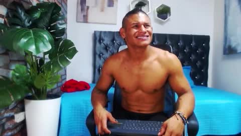 Casike online show from 12-15-25, 04:28