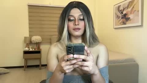 cassie online show from 12-17-25, 03:07