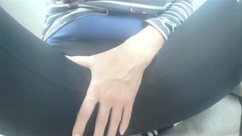 Snapshot of cassandra_joy chatting on 02-26-25, 06:37 Cassandra joy online show from 02-26-25, 06:37