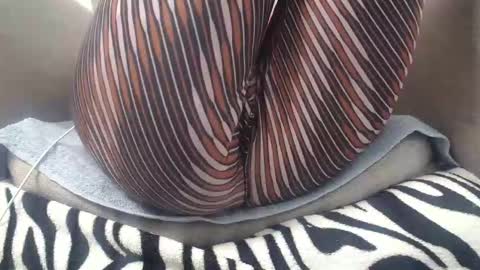 Snapshot of cassandra_joy chatting on 11-21-25, 10:36 Cassandra joy online show from 11-21-25, 10:36