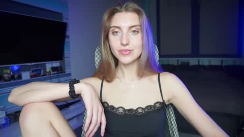 Seductress Cassia  FINDOM AND SADISM  NO NUDE online show from 10-03-25, 04:37