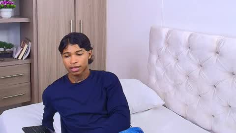 Snapshot of cassian_gold chatting on 05-12-26, 06:05 CASSIAN GOLD online show from 05-12-26, 06:05