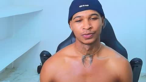 Snapshot of cassian_gold chatting on 07-01-26, 03:19 CASSIAN GOLD online show from 07-01-26, 03:19