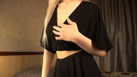 Snapshot of cassie130505 chatting on 02-02-25, 05:59 Cassie online show from 02-02-25, 05:59