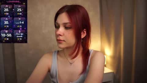 Snapshot of cassie130505 chatting on 02-10-25, 01:33 Cassie online show from 02-10-25, 01:33