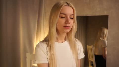 Snapshot of cassie130505 chatting on 02-11-25, 03:18 Cassie online show from 02-11-25, 03:18