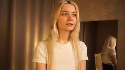 Snapshot of cassie130505 chatting on 02-25-25, 02:44 Cassie online show from 02-25-25, 02:44