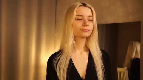 Snapshot of cassie130505 chatting on 03-09-25, 03:05 Cassie online show from 03-09-25, 03:05