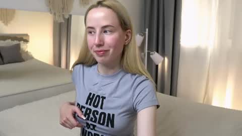 Snapshot of cassie_kelman chatting on 07-14-26, 09:20 Cassie online show from 07-14-26, 09:20