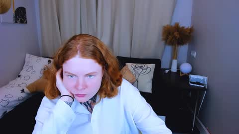 Cassie online show from 12-17-24, 07:48