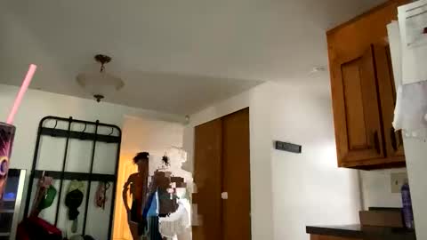 cassiecambridge online show from 11-24-25, 06:40