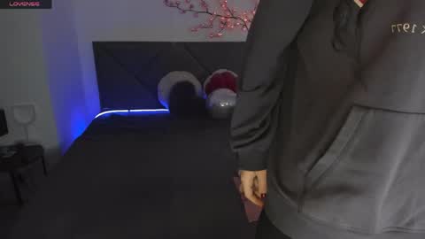 Cassie online show from 04-19-26, 05:29