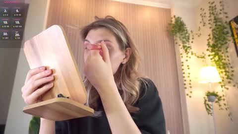 Snapshot of cassieholland chatting on 02-22-26, 08:24 Im Cassie3 online show from 02-22-26, 08:24