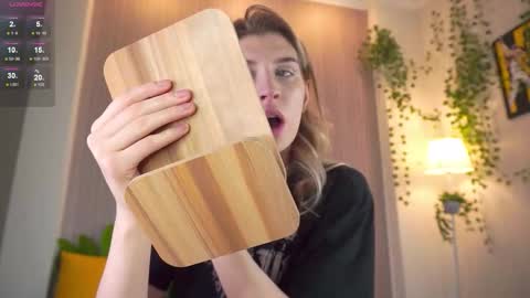 Snapshot of cassieholland chatting on 02-28-26, 09:32 Im Cassie3 online show from 02-28-26, 09:32