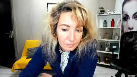CassieJonas online show from 10-13-25, 02:44