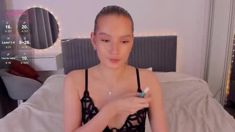 Snapshot of cassietyler chatting on 12-21-25, 02:13 Angel 3 online show from 12-21-25, 02:13